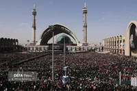 Историческое и эпическое прощание иранской нации с павшим лидером революции + видео и фото