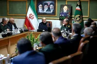 پزشکیان: اقتدار دفاعی کشور مرهون مجاهدت نیرو‌های مسلح است
