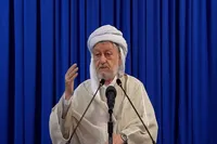 امام جمعه پاوه: ایران هیمنه آمریکا را در ۲۸ روز درهم شکست