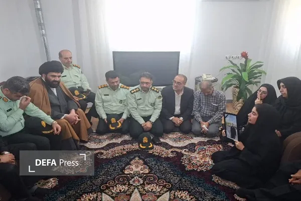 دلجویی مسئولان انتظامی و دستگاه‌های اداری مازندران از خانواده شهید «قاسمی»