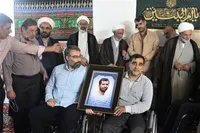 دیدار نمایندگان مردم قم در مجلس شورای اسلامی با خانواده شهیدان «جمیل پور» + تصاویر