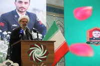 مسیر انقلاب اسلامی بر پایه ایمان و فداکاری مردم شکل گرفته است