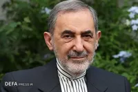 ولایتی: رهبر انقلاب نماد مطلق وطن پرستی و فانی شدن در اسلام بود