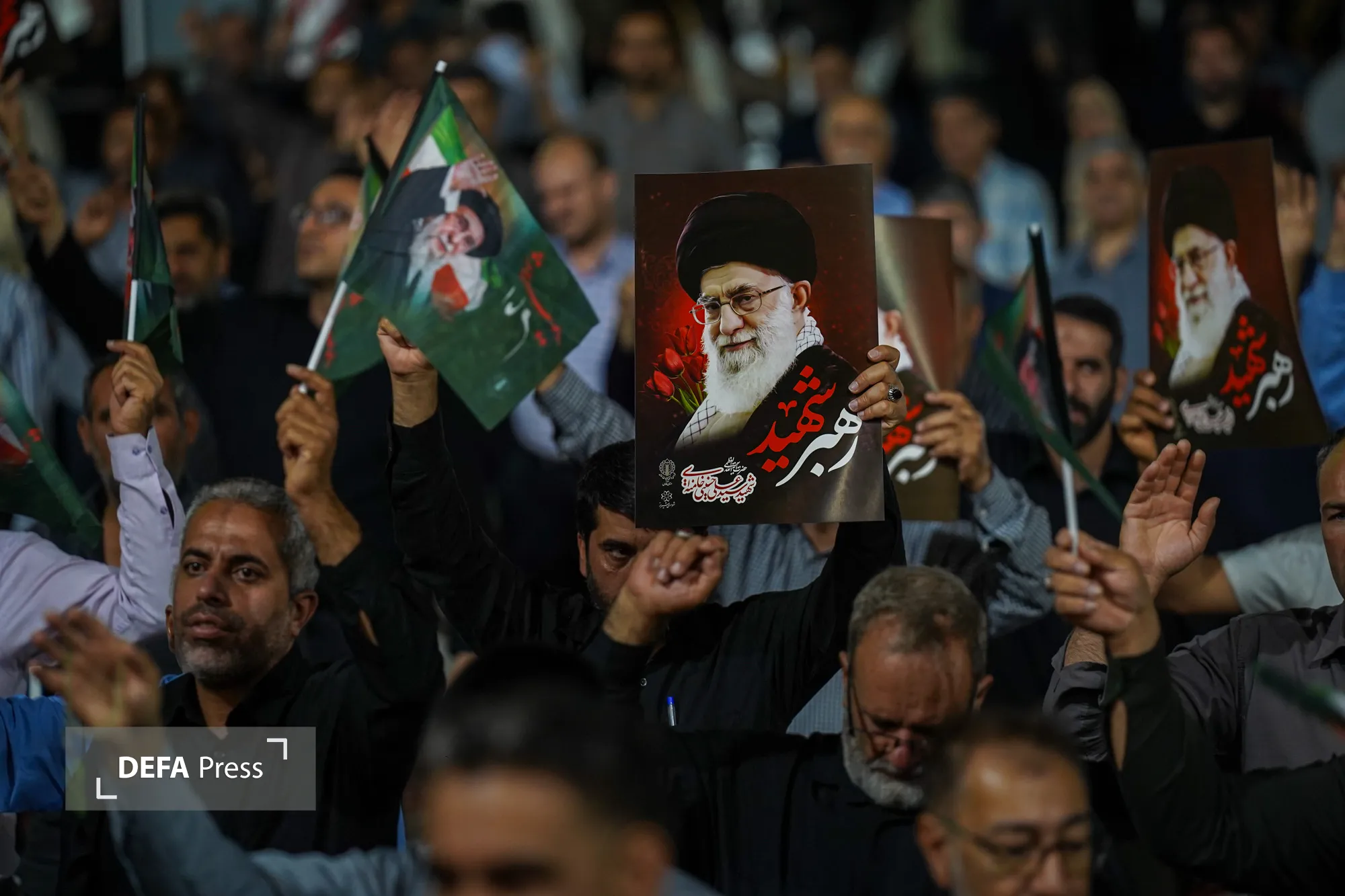 مراسم چهلم رهبر شهید در حرم مطهر شاهچراغ (ع)