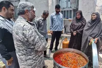 تقدیر فرمانده قرارگاه مدینه سپاه از بانوان پشت جبهه تنگه هرمز