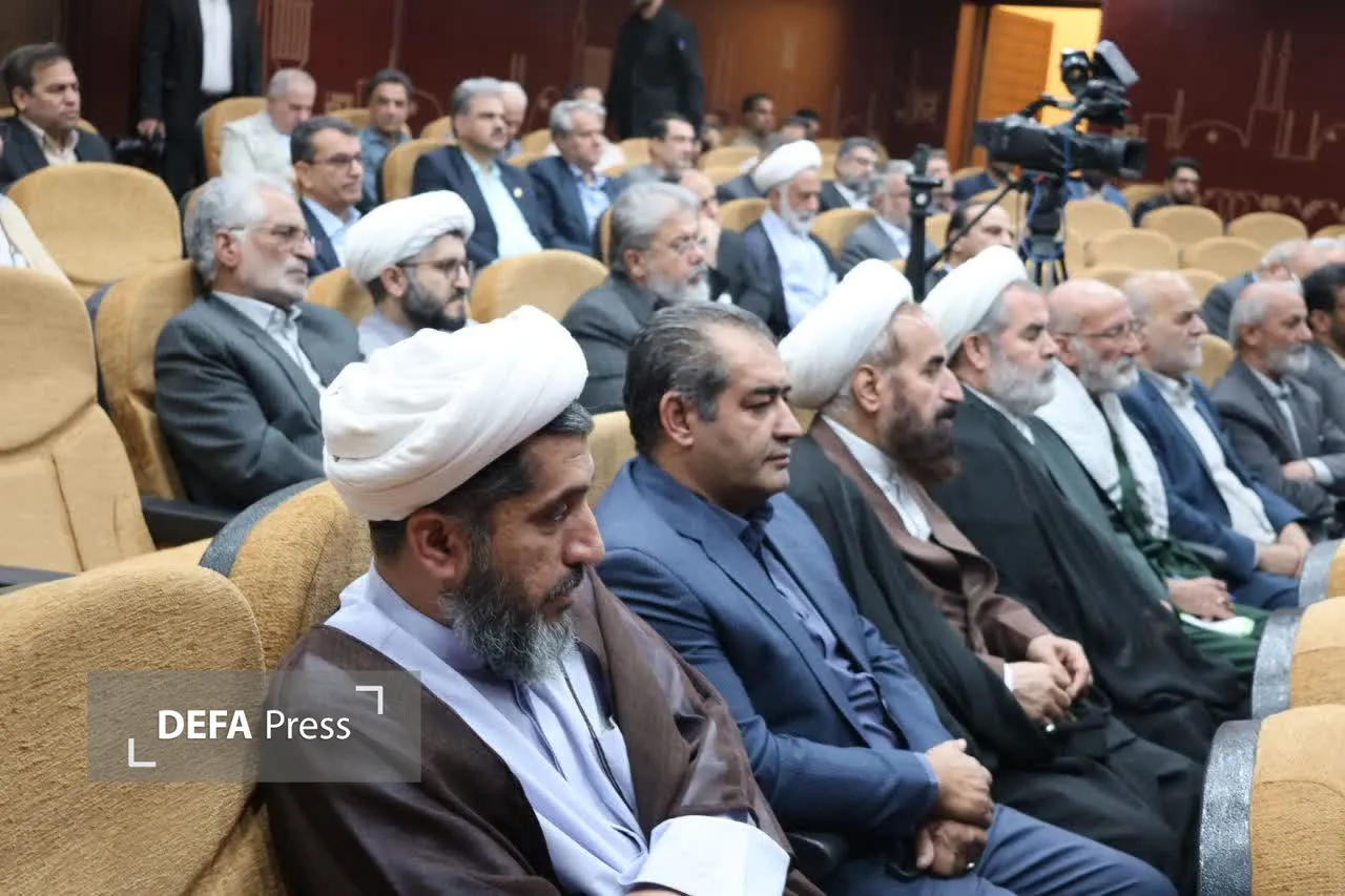 تصاویر/جلسه تفسیر قرآن آیت الله ناصری به میزبانی حفظ آثار یزد