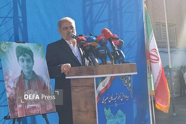 وزیر وزیر