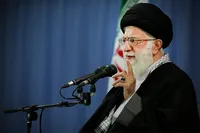 دفاع در برابر هرگونه انحراف مسئولیت ذاتی روحانیت است