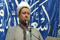 دشمن به‌دنبال ایجاد شکاف میان مردم و مسؤولان است