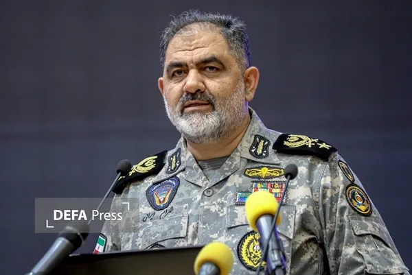 دریادار ایرانی