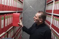 بازدید مدیرکل حفظ آثار دفاع مقدس و مقاومت قزوین از مخزن اسناد شهدا و جانبازان بنیاد شهید استان