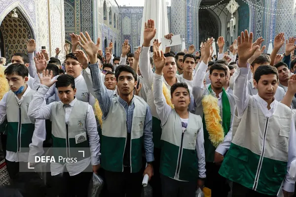 قرار نوجوانی قرار نوجوانی