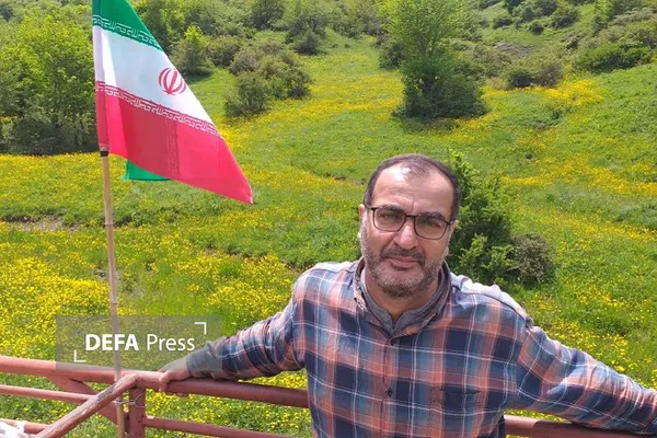 طبیعت گردی با پرچم ایران