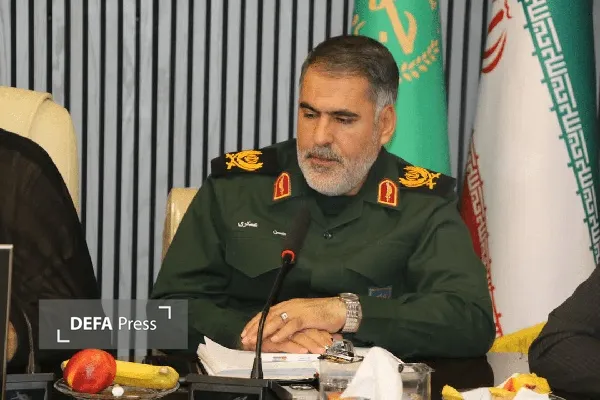 سیاست سپاه پشتیبانی همهجانبه از دولت برای خدمت به مردم است سیاست سپاه پشتیبانی همهجانبه از دولت برای خدمت به مردم است