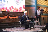 جمهوری اسلامی ایران با عزت در مقابل همه فتنه‌ها ایستاده است