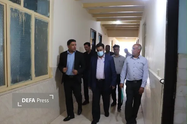 بازدید میدانی فرماندار بندرعباس از مراکز آموزشی بخش فین در آستانه آغاز سال تحصیلی