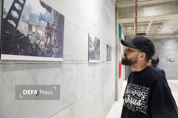 گشایش نمایشگاه عکس «تهران؛ خط مقدم مقاومت»