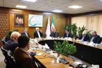 عارف: میدان، خیابان و دیپلماسی سه پشتوانه اصلی ایران است