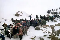 شوخ‌طبعی‌های جبهه/ اصطلاح «بوی بهشت»
