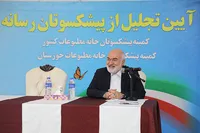 خبرنگاران، پل ارتباطی مردم و مسئولین و صدای رسای جامعه هستند