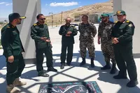 ادای احترام مدیرکل حفظ آثار و نشر ارزش‌های دفاع مقدس همدان به مقام شهید گمنام شهر شاهنجرین