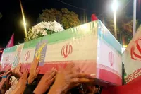 تصاویر/ آیین وداع با پیکر شهید مدافع وطن «علی‌اصغر نورانی» در اجتماع مردمی شهرستان بجنورد