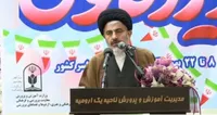 ملت ایران با صبر و مقاومت نقشه‌های دشمنان را ناکام گذاشتند