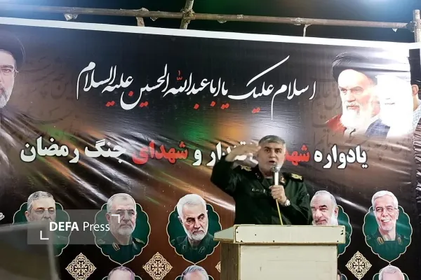 سردار شاکرمی در یادواره شهدای اقتدار مهران سردار شاکرمی در یادواره شهدای اقتدار مهران