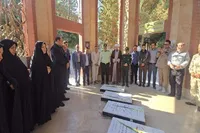غبارروبی یادمان شهدای گمنام به مناسبت هفته دفاع مقدس