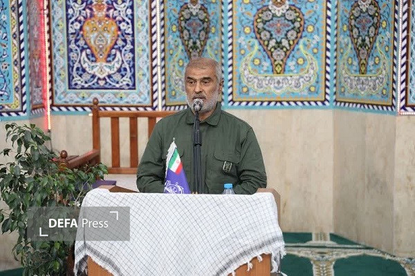 برگزاری مراسم گرامیداشت هفته دفاع مقدس در اداره کل بنادر و دریانوردی امیرآباد+ تصاویر