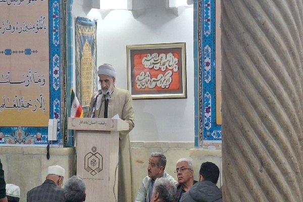 امام جمعه سنندج: سابقه تاریخی استکبار سرشار از جنایت علیه ملت‌هاست