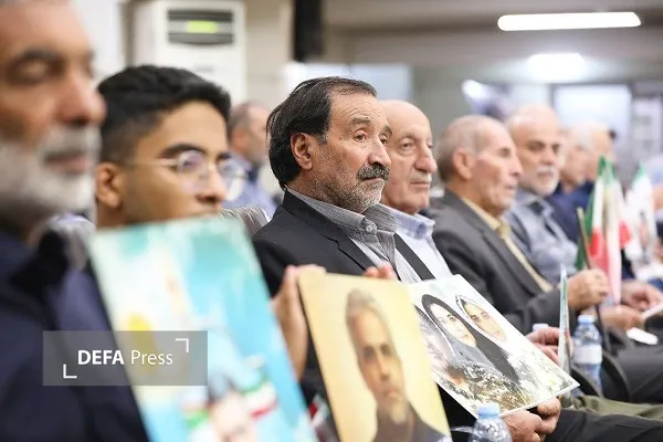 دیدار با خانواده شهدا