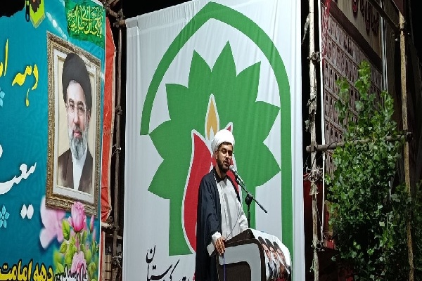روحانی اهل سنت کردستان: راه شهدا ادامه مسیر پیامبر اسلام و آرمانهای الهی است روحانی اهل سنت کردستان: راه شهدا ادامه مسیر پیامبر اسلام و آرمانهای الهی است