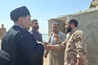 بازدید مسئول نمایندگی ولی فقیه در قرارگاه کربلا از نقطه صفر مرزی جنوب غرب