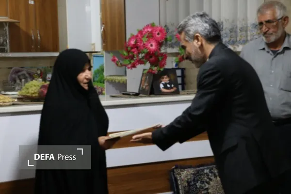 دیدار با خانواده شهدا در کهگیلویه و بویراحمد