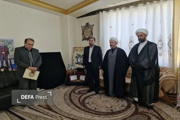 دیدار با خانواده شهدا