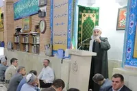 امام جمعه سنندج «امام راحل» را نماد عدالت و آینده‌نگری و مردم‌داری خواند