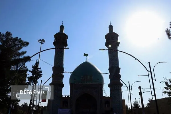 تصاویر/ آئین میهمانی لاله‌ها در گلزار شهدای امامزاده محمد(ع) کرج