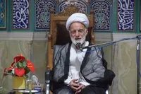 آیت الله دری نجف آبادی: وحدت و انسجام ملی بزرگترین رمز پیروزی ملت ایران است