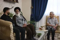 تصاویر/دیدار نماینده ولی‌فقیه در البرز با خانواده شهدای جنگ رمضان در کرج