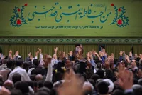 امام خامنه‌ای: باید آرایش خود را در درگیری تبلیغاتی متناسب با هدف دشمن تعریف کنیم/ تعییر هویتی هدف اصلی فشار‌های سلطه‌گران است