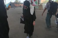 امضای ترامپ زیر پای زائرین اربعین حسینی