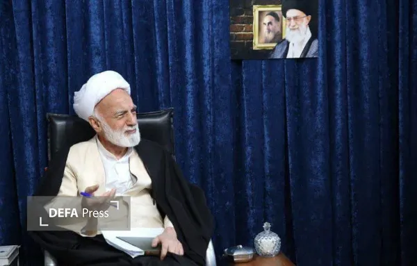 دری