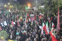 تصاویر/ اراک، تجدید پیمان با آرمان‌های انقلاب در میدان شهدا