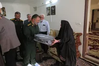 سرهنگ جوان: دیدار با خانواده شهدا روحیه خدمت را در مسئولان مضاعف می‌کند+ تصاویر