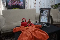 فیلم/ دیدار استاندار کرمانشاه با خانواده شهیده سه‌ساله اغتشاشات
