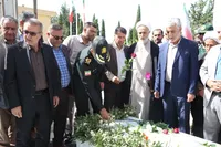 تصاویر/ غبارروبی گلزار مطهر شهدا به مناسبت حماسه سوم خرداد در یاسوج