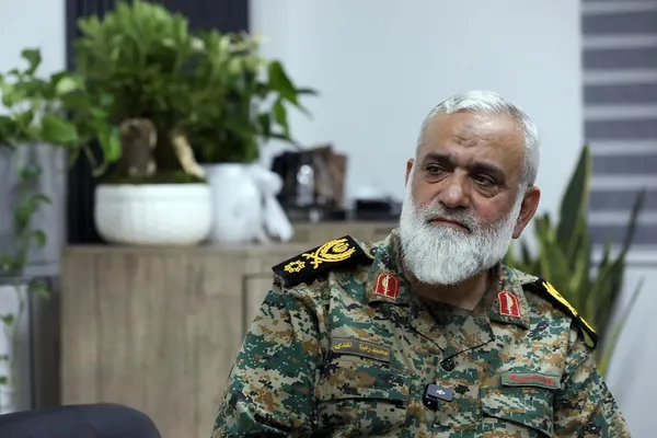 بازدید سردار نقدی از خبرگزاری دفاع مقدس بازدید سردار نقدی از خبرگزاری دفاع مقدس