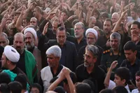 تصاویر/ اجتماع بزرگ عاشوراییان در حسینیه ایران
