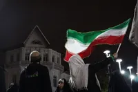 فیلم/ سیل جمعیت در میدان شهدای ذهاب رشت